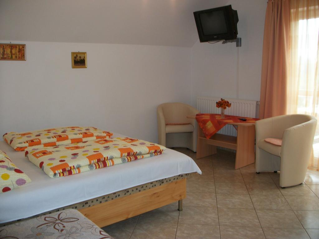 Éden Vendégház Miskolc Exterior foto